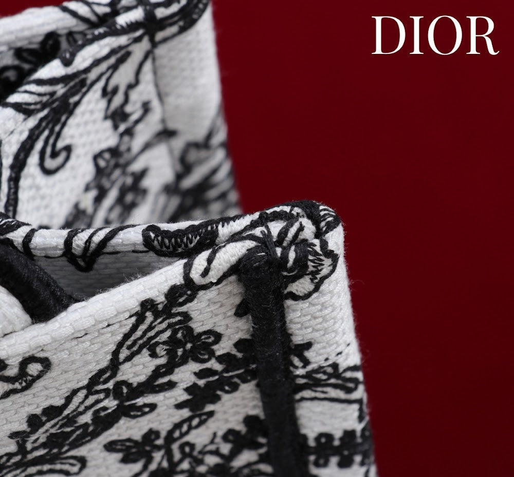 Dragons BagsDiorn Luxury Bag --114917