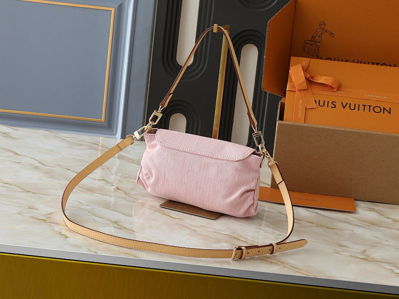 Dragons Bags ln Luxury Bag --81703