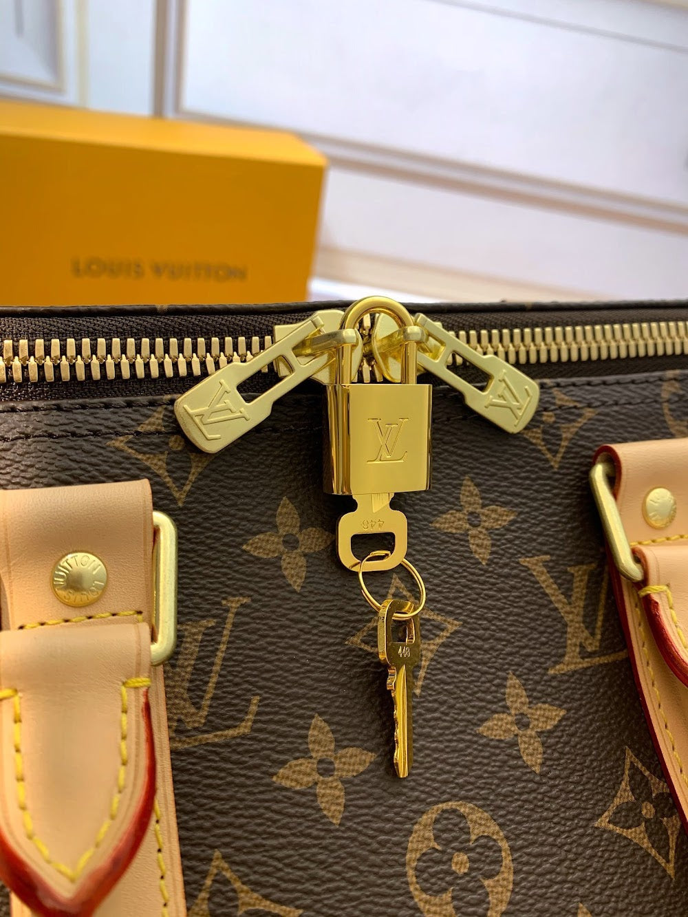 Dragons Bags ln Luxury Bag --59550