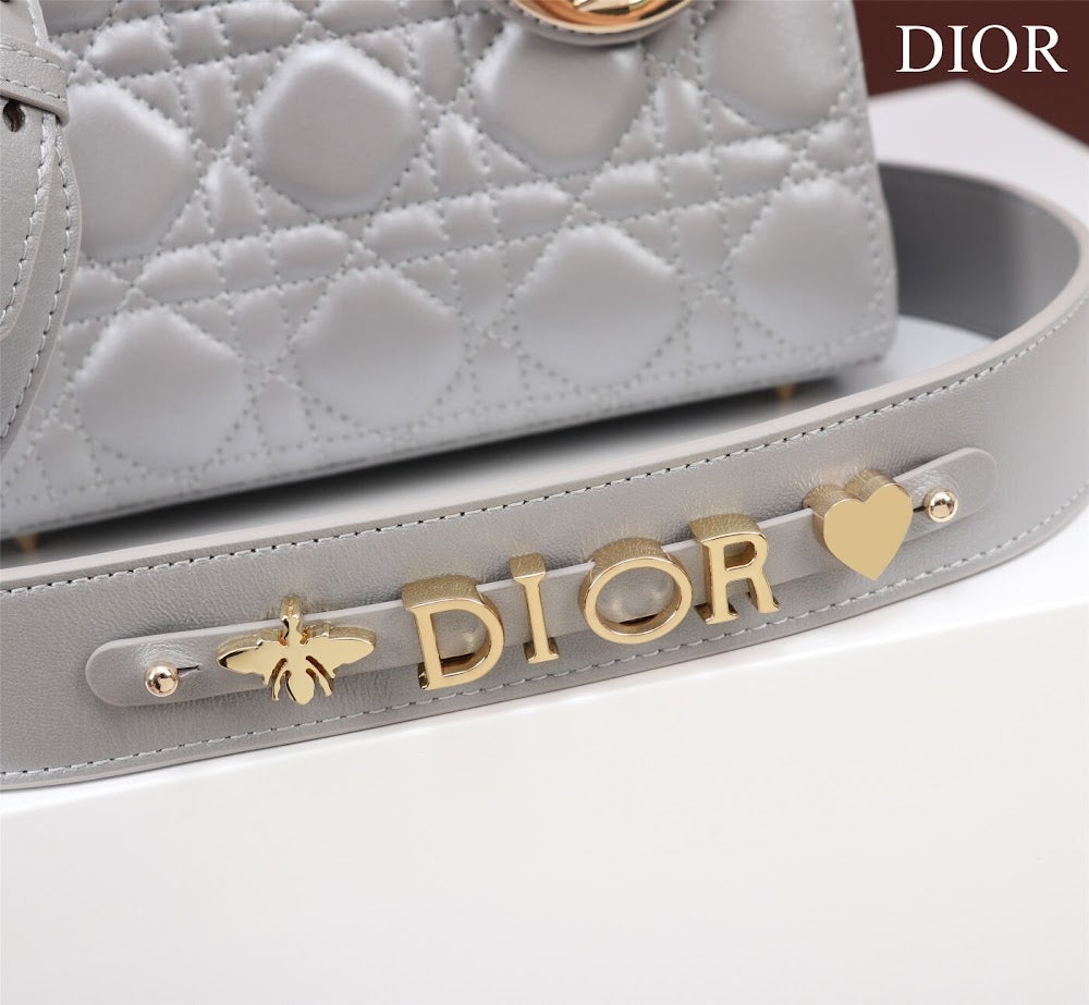 Dragons BagsDiorn Luxury Bag --115927