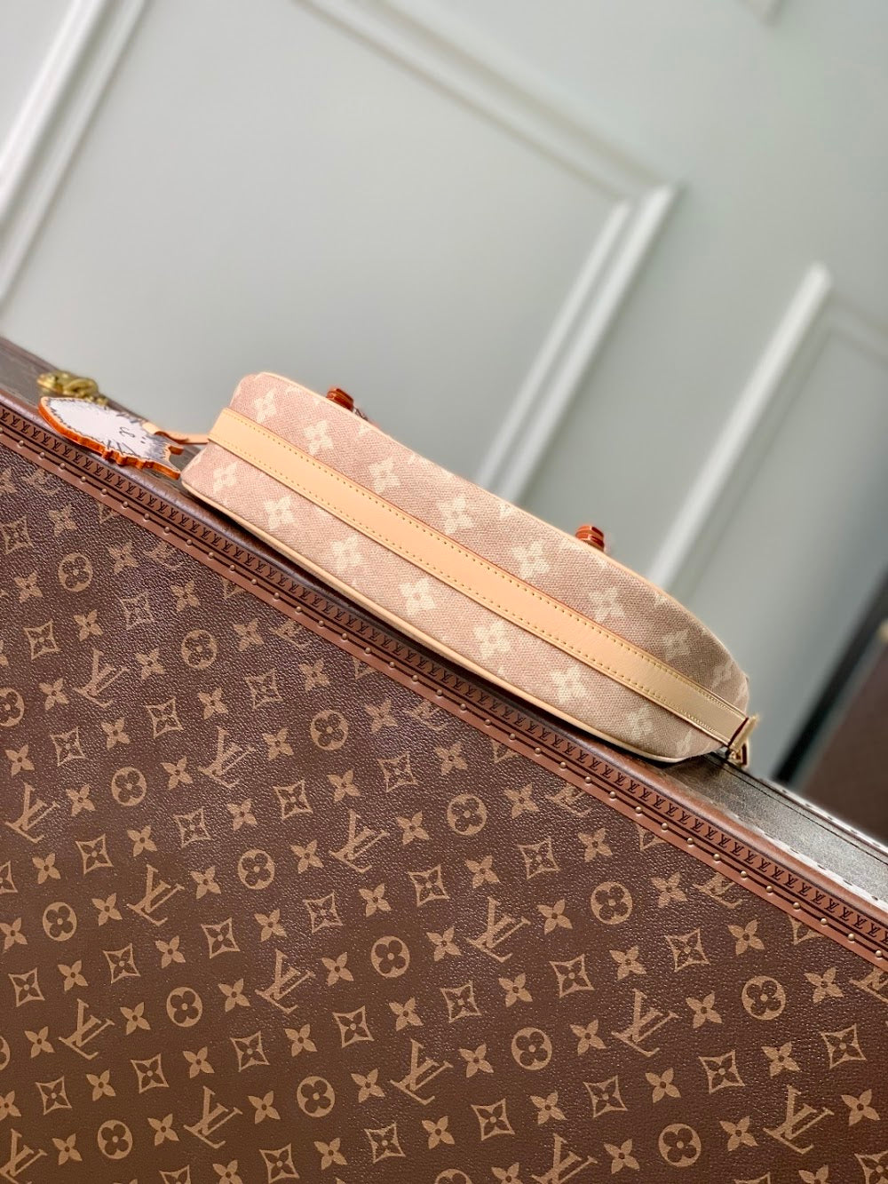 Dragons Bags ln Luxury Bag --96997