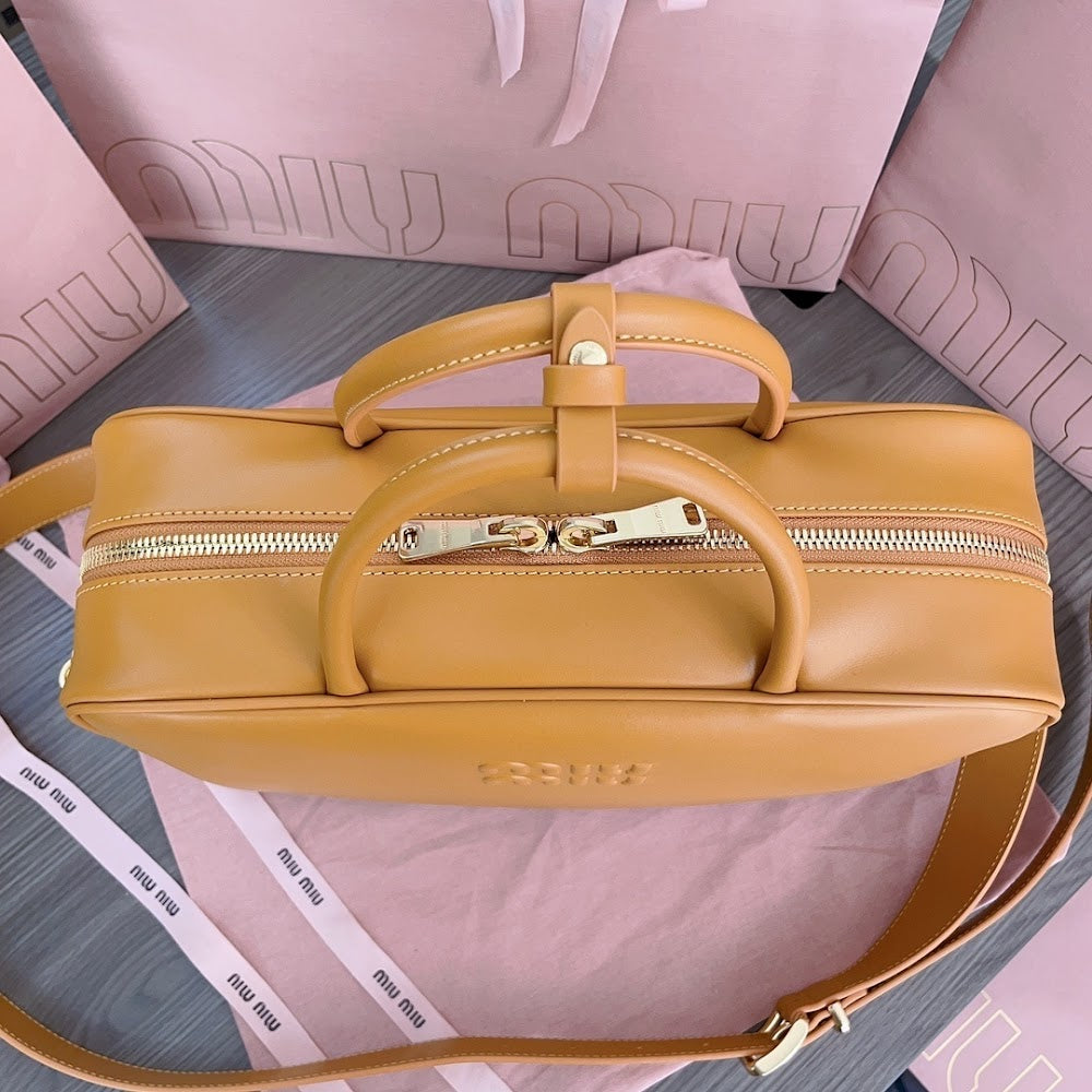 Dragons Bags Miun Miun Luxury Bag --123069