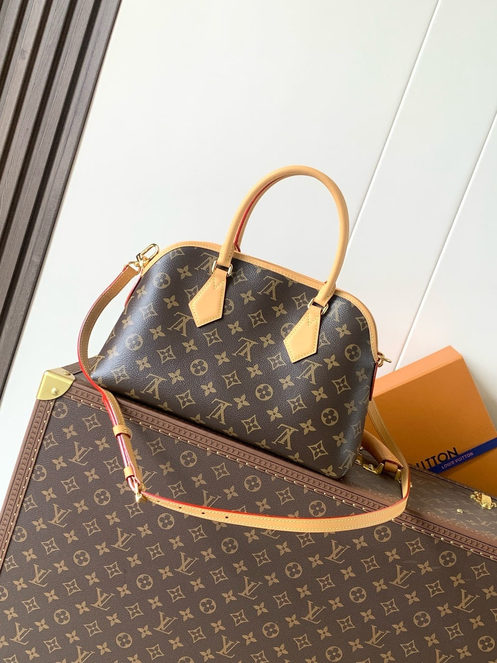 Dragons Bags ln Luxury Bag --81787