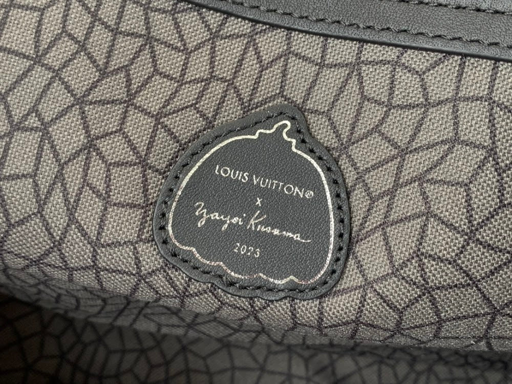 Dragons Bags ln Luxury Bag --68100