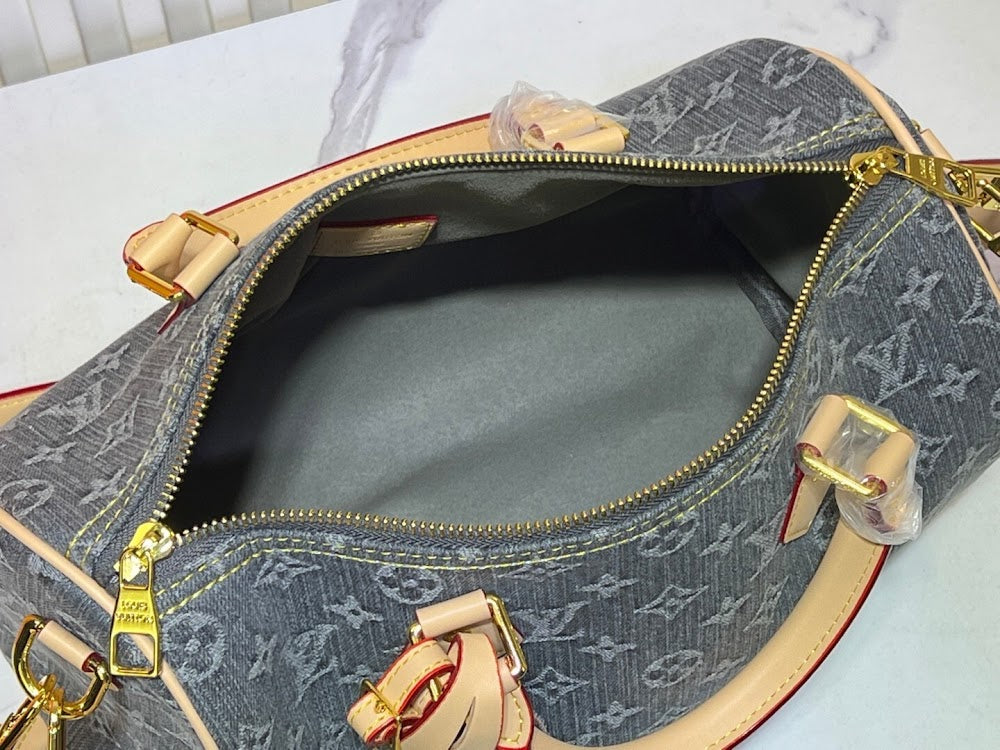 Dragons Bags ln Luxury Bag --76738