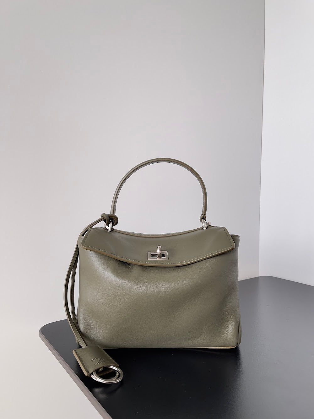 Dragons Bags Balenciaga Luxury Bag --111601