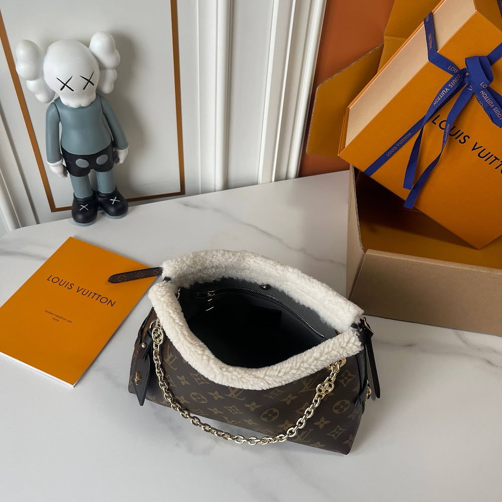 Dragons Bags ln Luxury Bag --77539