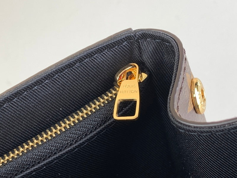 Dragons Bags ln Luxury Bag --68783