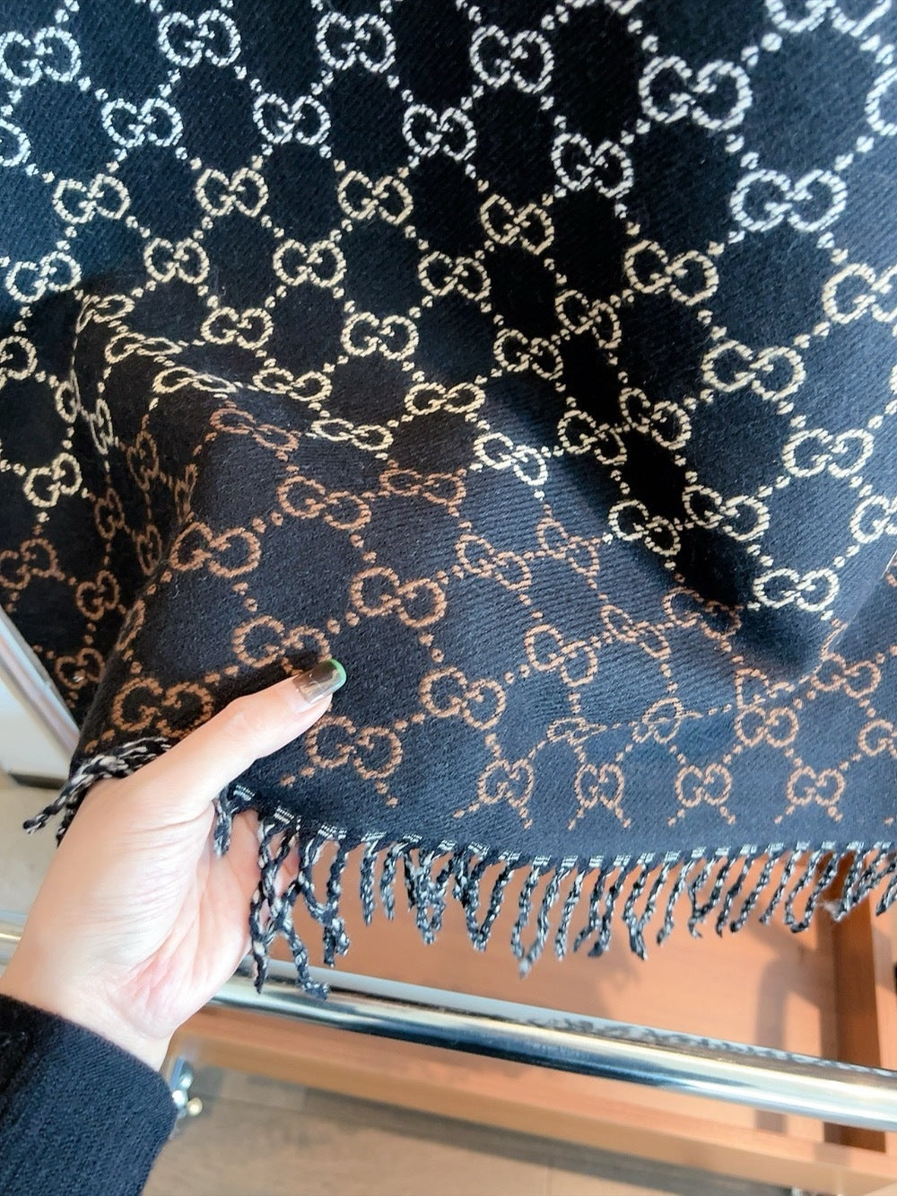 Dragons Bags Premium Designer Scarf --98784