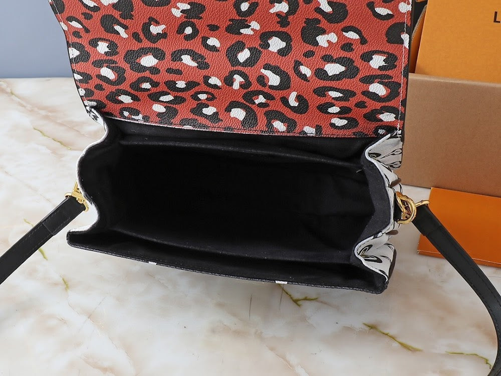 Dragons Bags ln Luxury Bag --76531