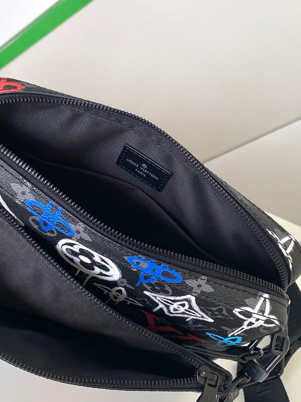 Dragons Bags ln Luxury Bag --70214