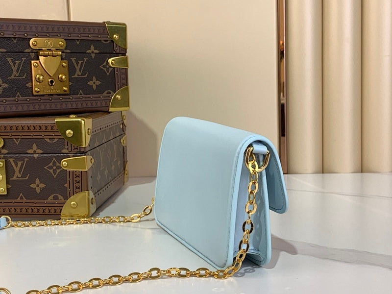 Dragons Bags ln Luxury Bag --69740