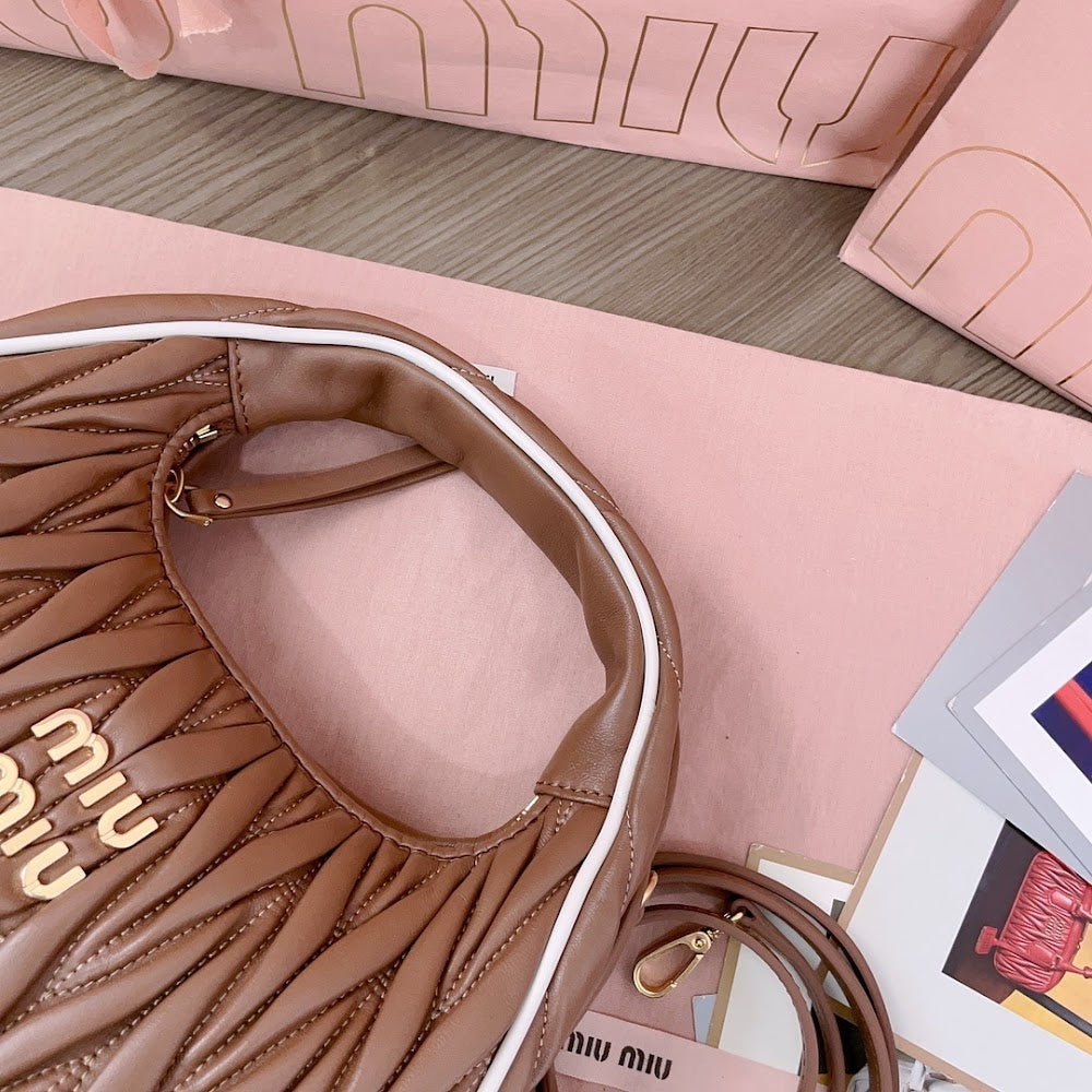 Dragons Bags Miun Miun Luxury Bag --122539