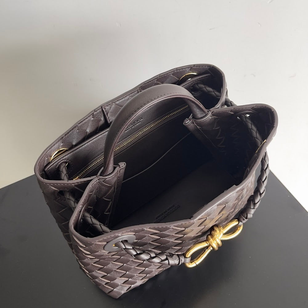 new-luxury-designer-bags-nm10696