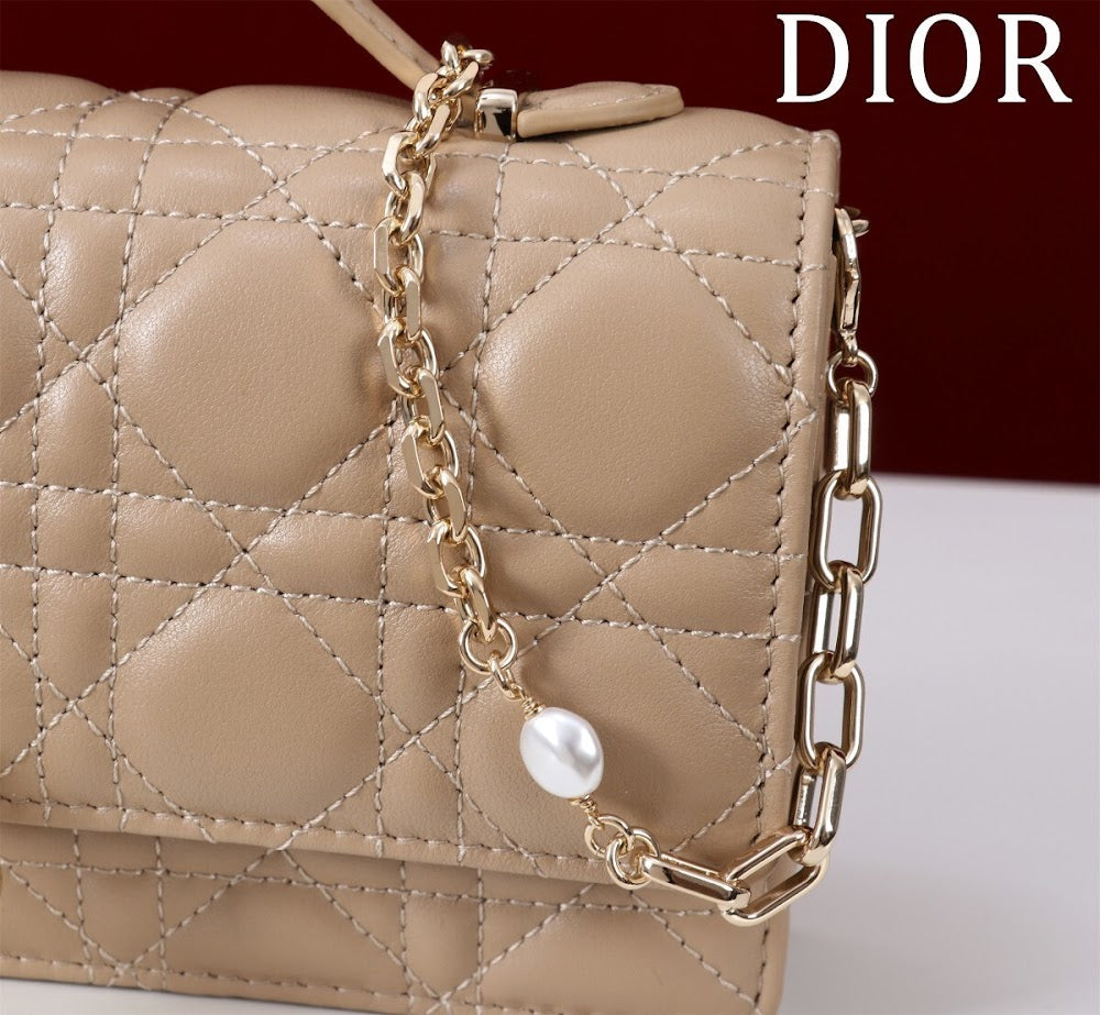 Dragons BagsDiorn Luxury Bag --116243