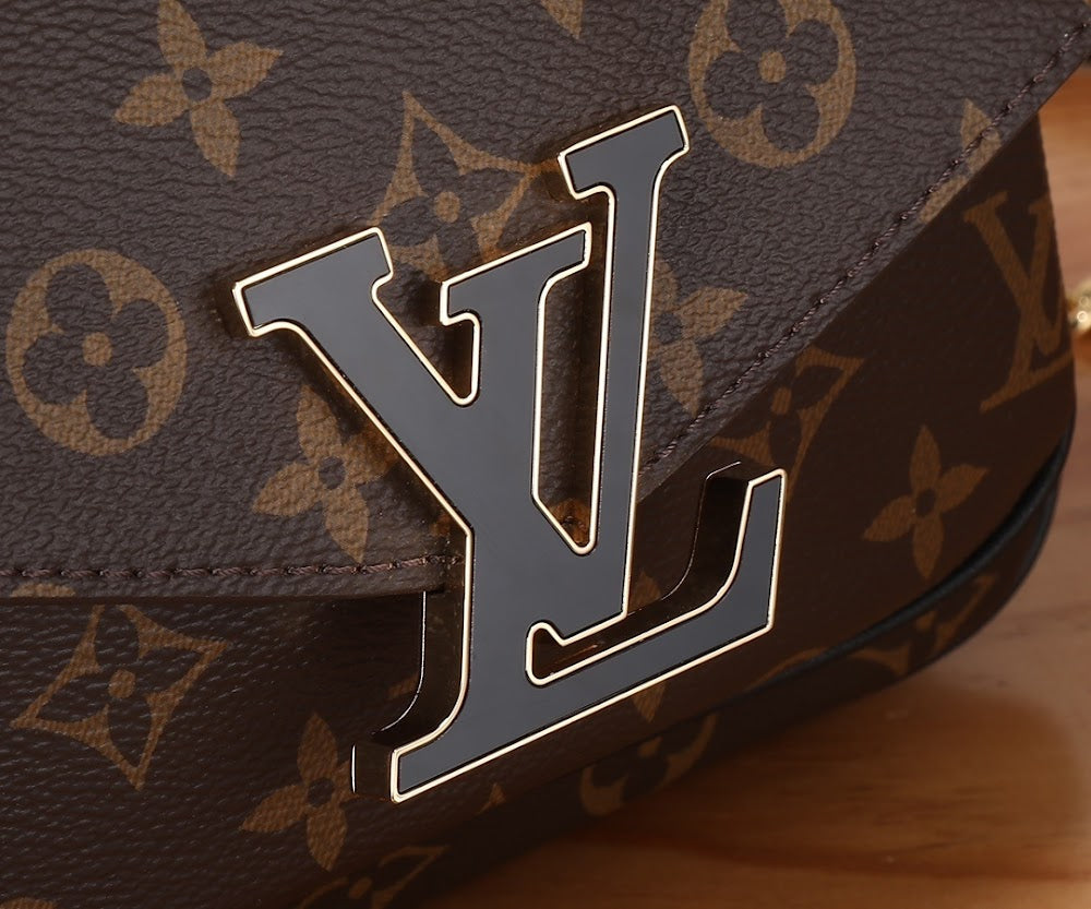 Dragons Bags ln Luxury Bag --97264