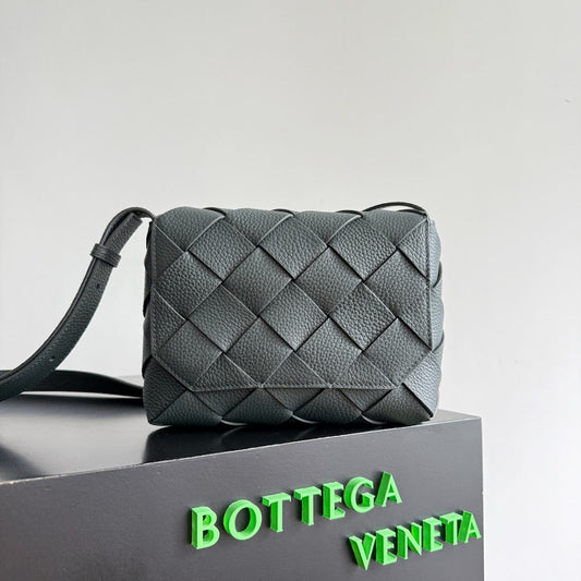 new-luxury-designer-bags-nm10584