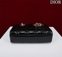 new-luxury-designer-bags-nm7588