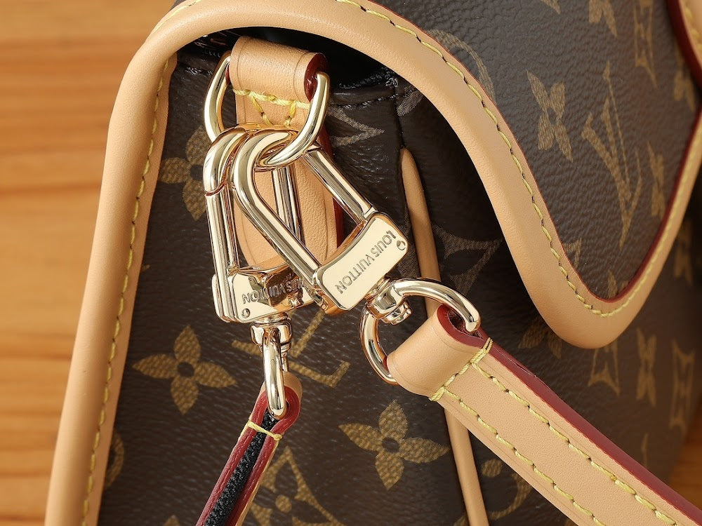 Dragons Bags ln Luxury Bag --97259