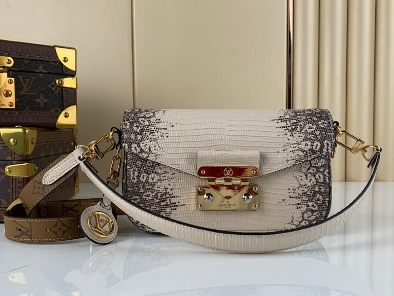 Dragons Bags ln Luxury Bag --60816