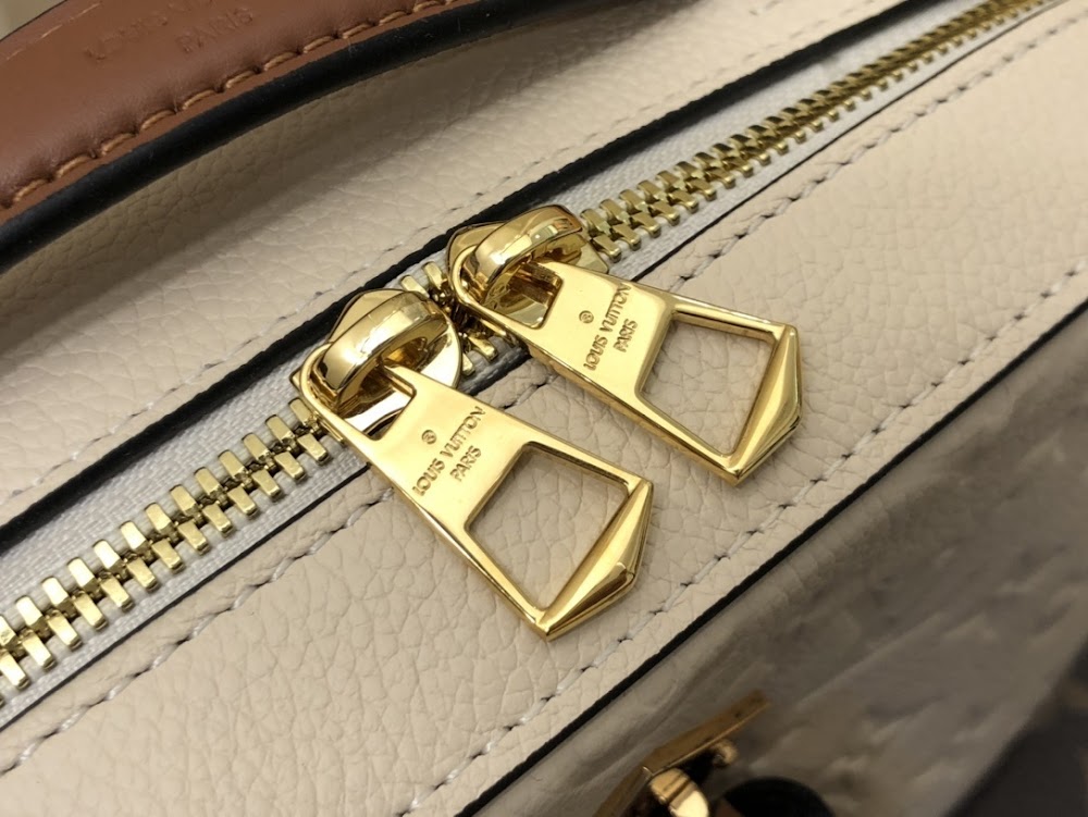 Dragons Bags ln Luxury Bag --60134