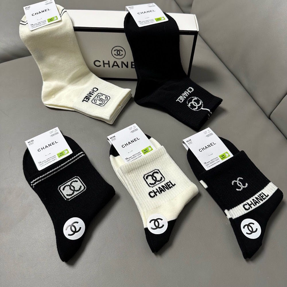 Dragons Bags Premium Luxury Socks --98523