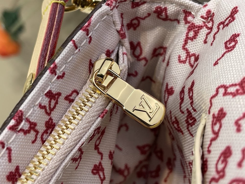 Dragons Bags ln Luxury Bag --95568