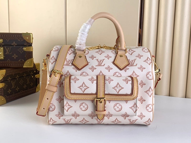 Dragons Bags ln Luxury Bag --67757