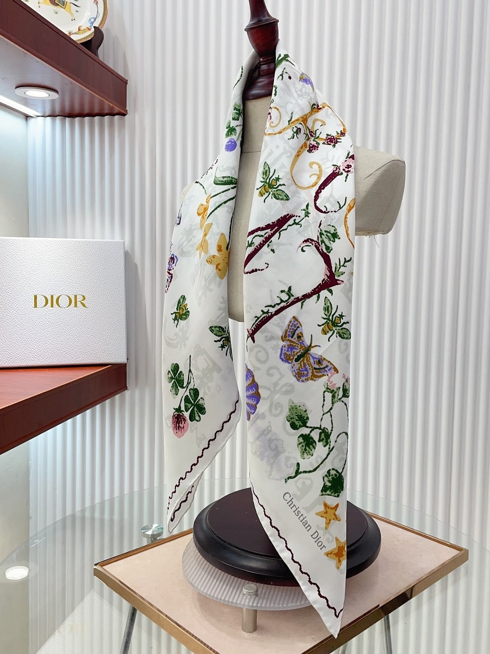 Dragons Bags Premium Designer Scarf --98782