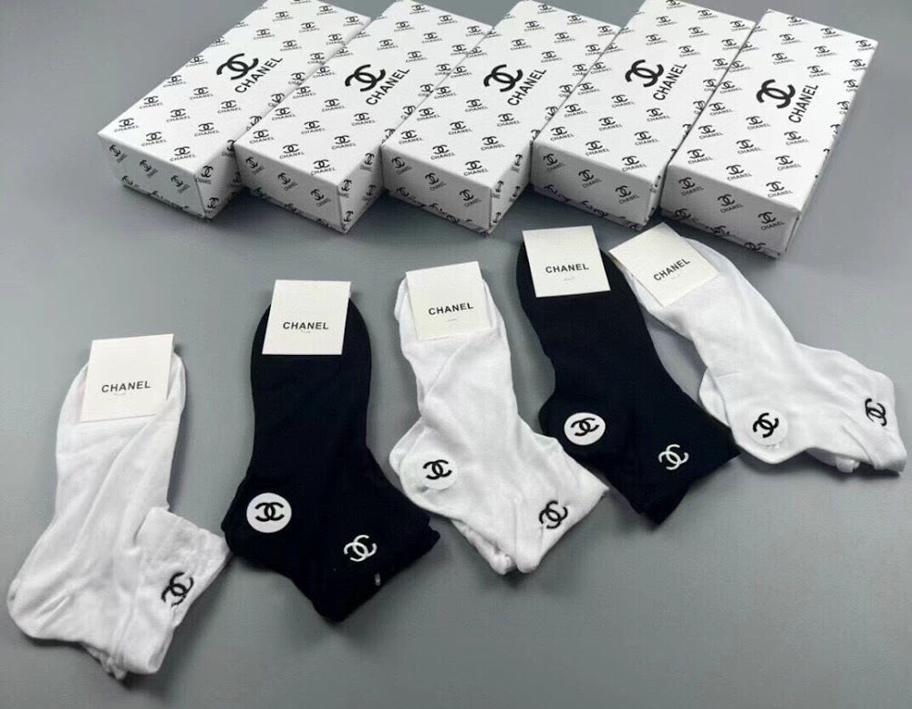 Dragons Bags Premium Luxury Socks --98201