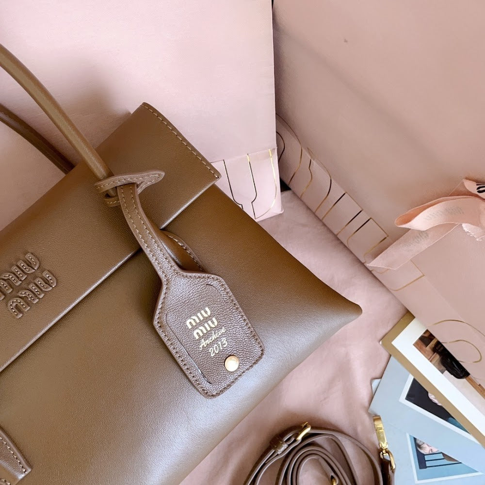 Dragons Bags Miun Miun Luxury Bag --123041
