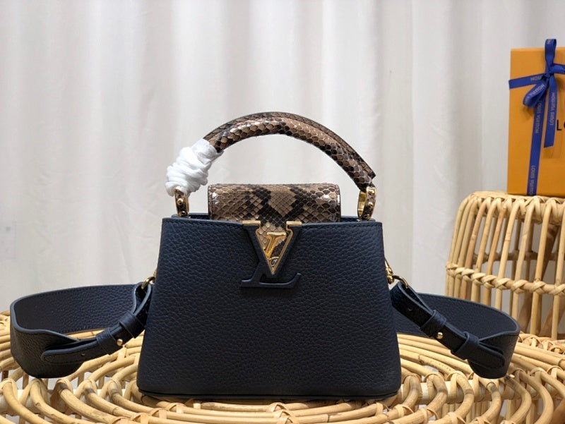 Dragons Bags ln Luxury Bag --66834