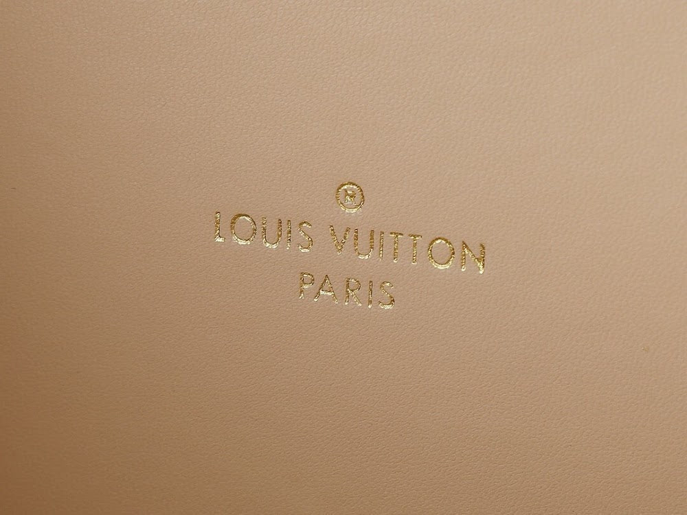Dragons Bags ln Luxury Bag --76947