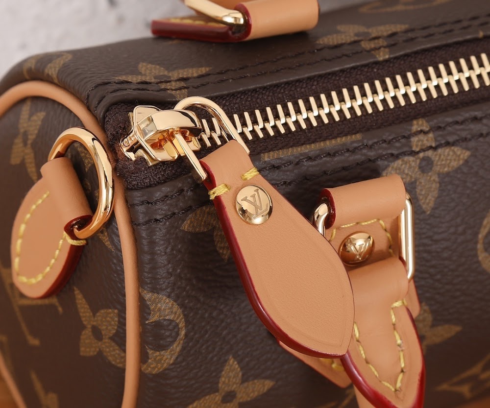 Dragons Bags ln Luxury Bag --97314
