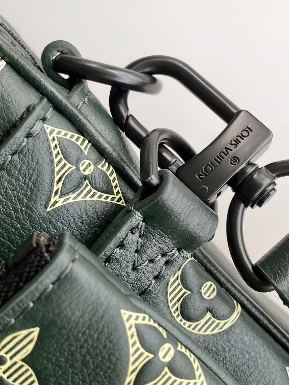 Dragons Bags ln Luxury Bag --71585