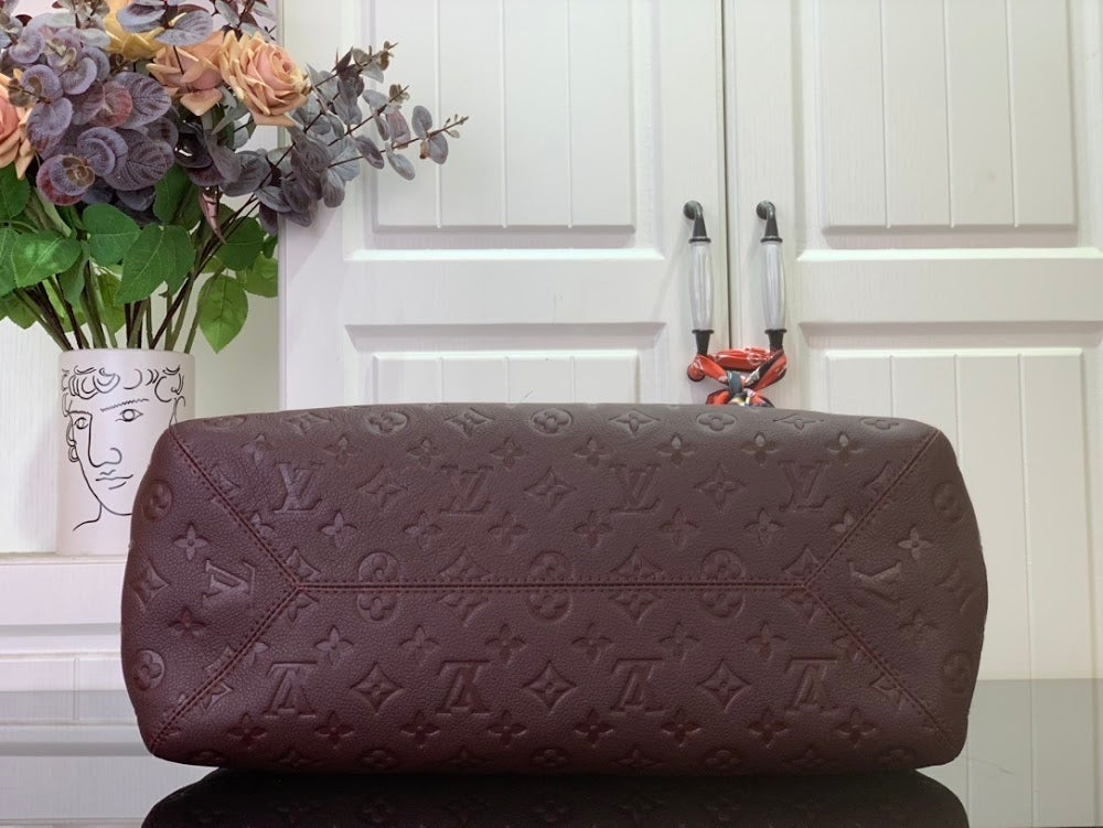 Dragons Bags ln Luxury Bag --96729