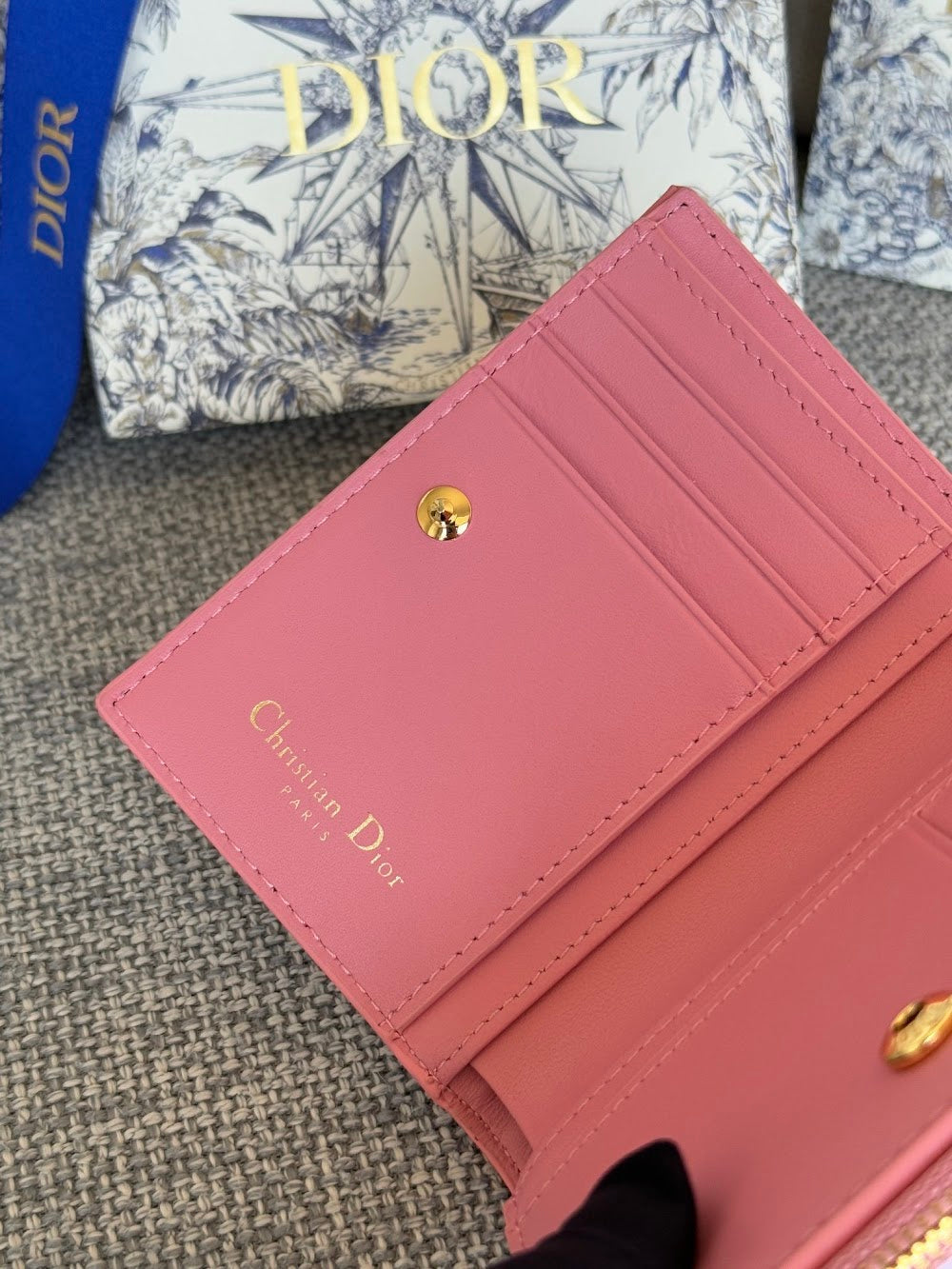 Dragons BagsDiorn Luxury Bag --115130
