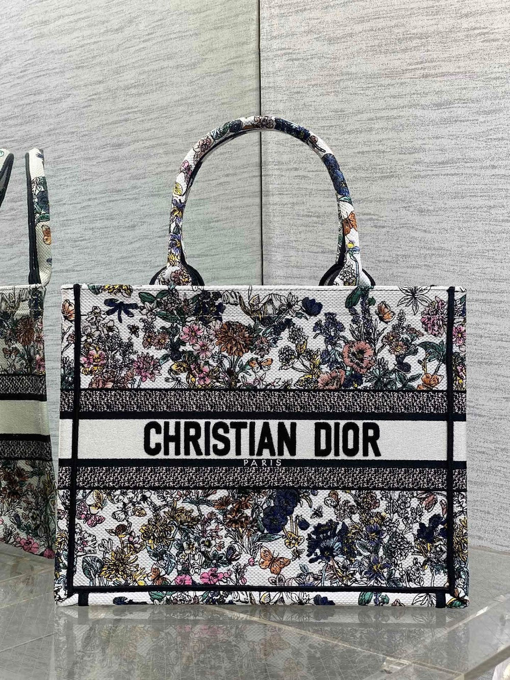 new-luxury-designer-bags-nm16860