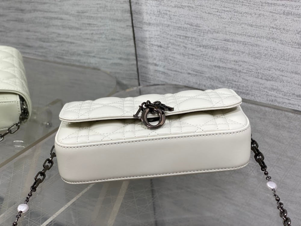 Dragons BagsDiorn Luxury Bag --114959