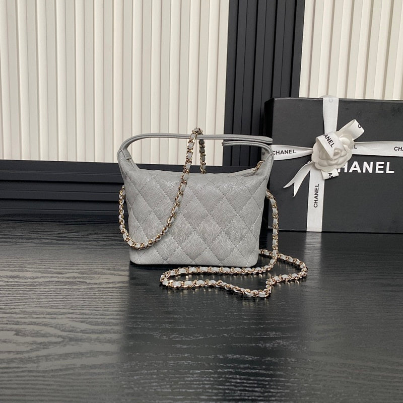 new-luxury-designer-bags-nm9502