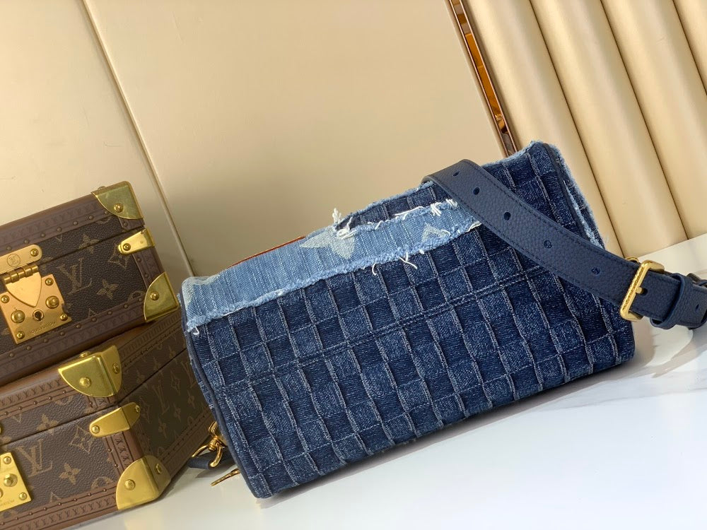 Dragons Bags ln Luxury Bag --96837