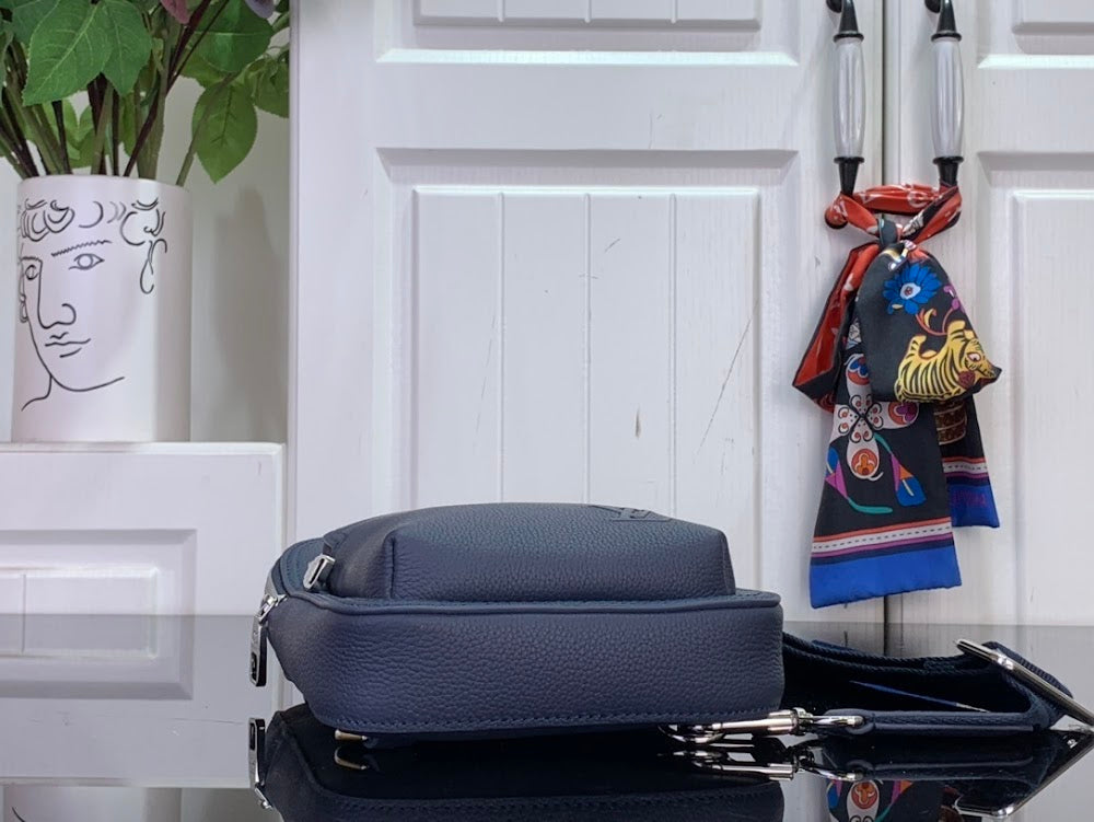 Dragons Bags ln Luxury Bag --97191