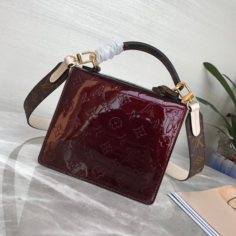 Dragons Bags ln Luxury Bag --66380