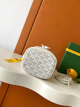 new-luxury-designer-bags-nm8233