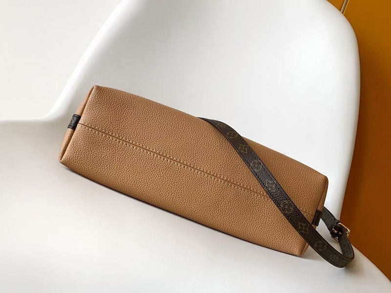 Dragons Bags ln Luxury Bag --81859