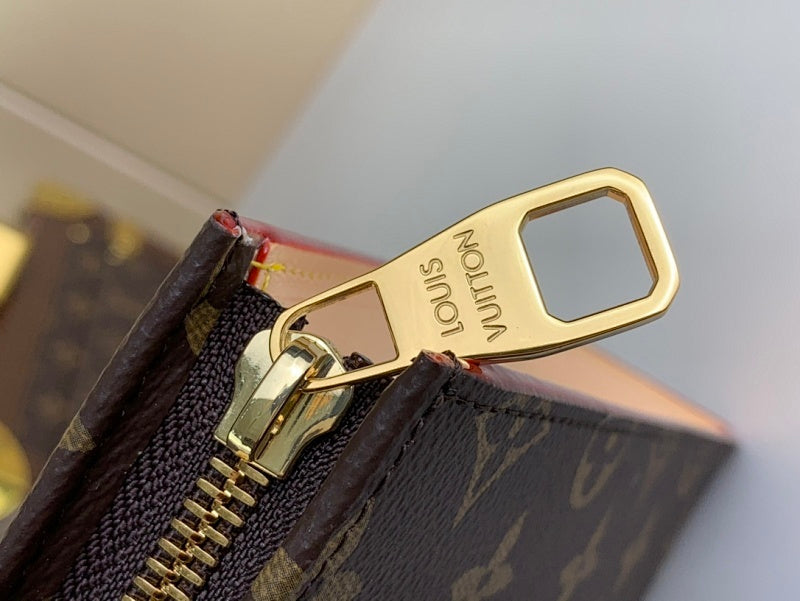 Dragons Bags ln Luxury Bag --68890