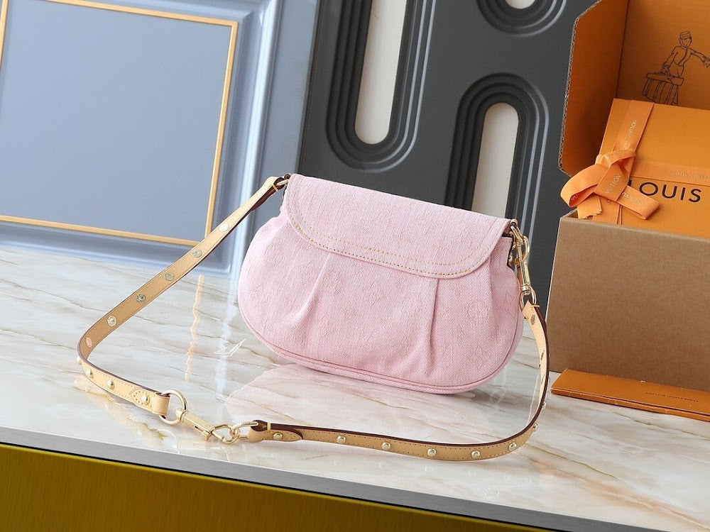 Dragons Bags ln Luxury Bag --76724