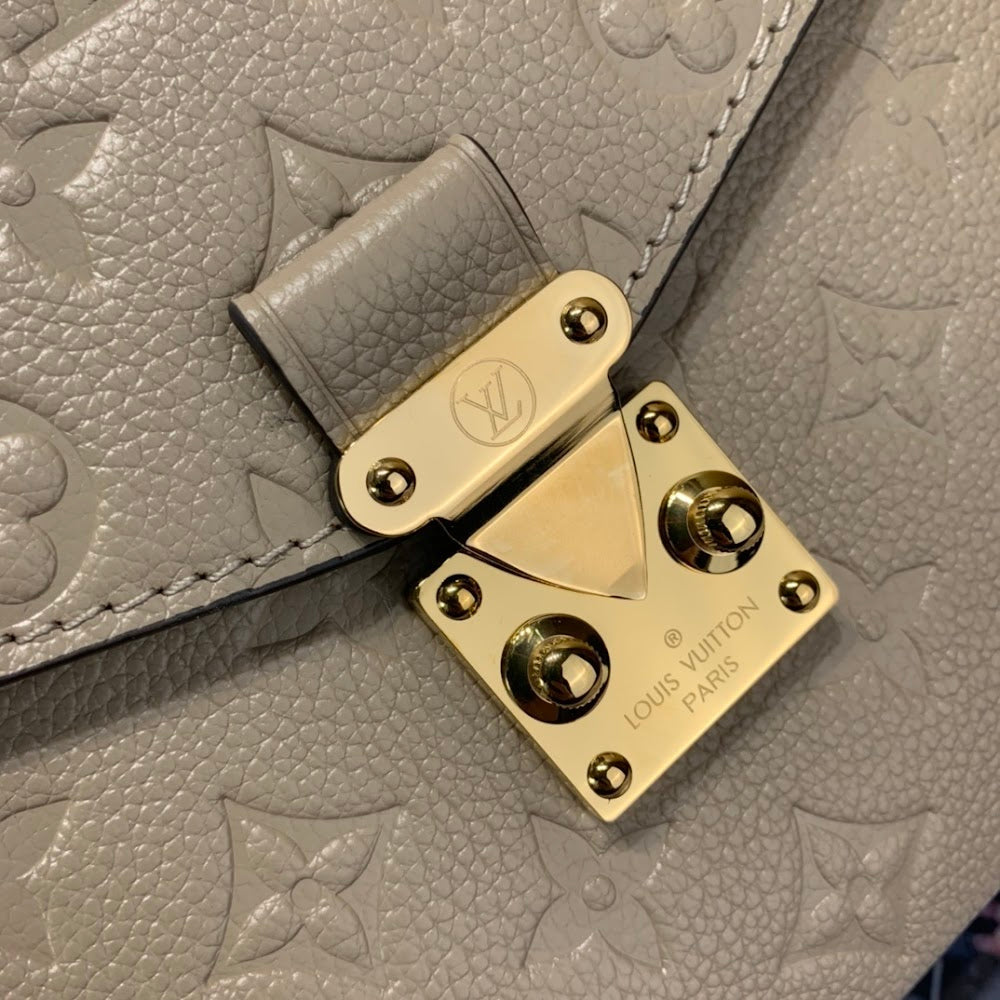 Dragons Bags ln Luxury Bag --66238