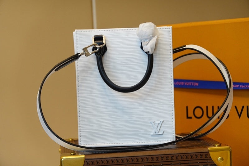 Dragons Bags ln Luxury Bag --60123