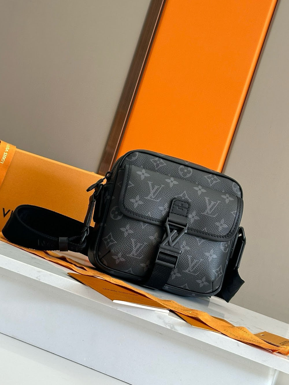 Dragons Bags ln Luxury Bag --70848
